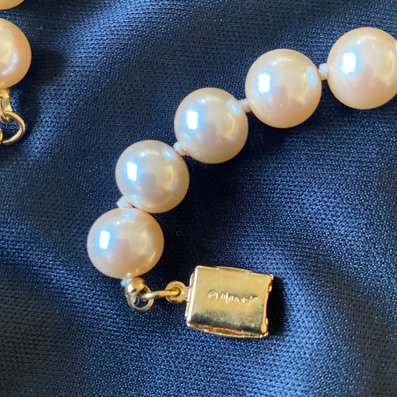 Vintage 1950βs MONET Pearl 23β Necklace, Very Pretty (muy bonito) π₯ππ₯ππ₯π§‘π₯ - Picture 2 of 6